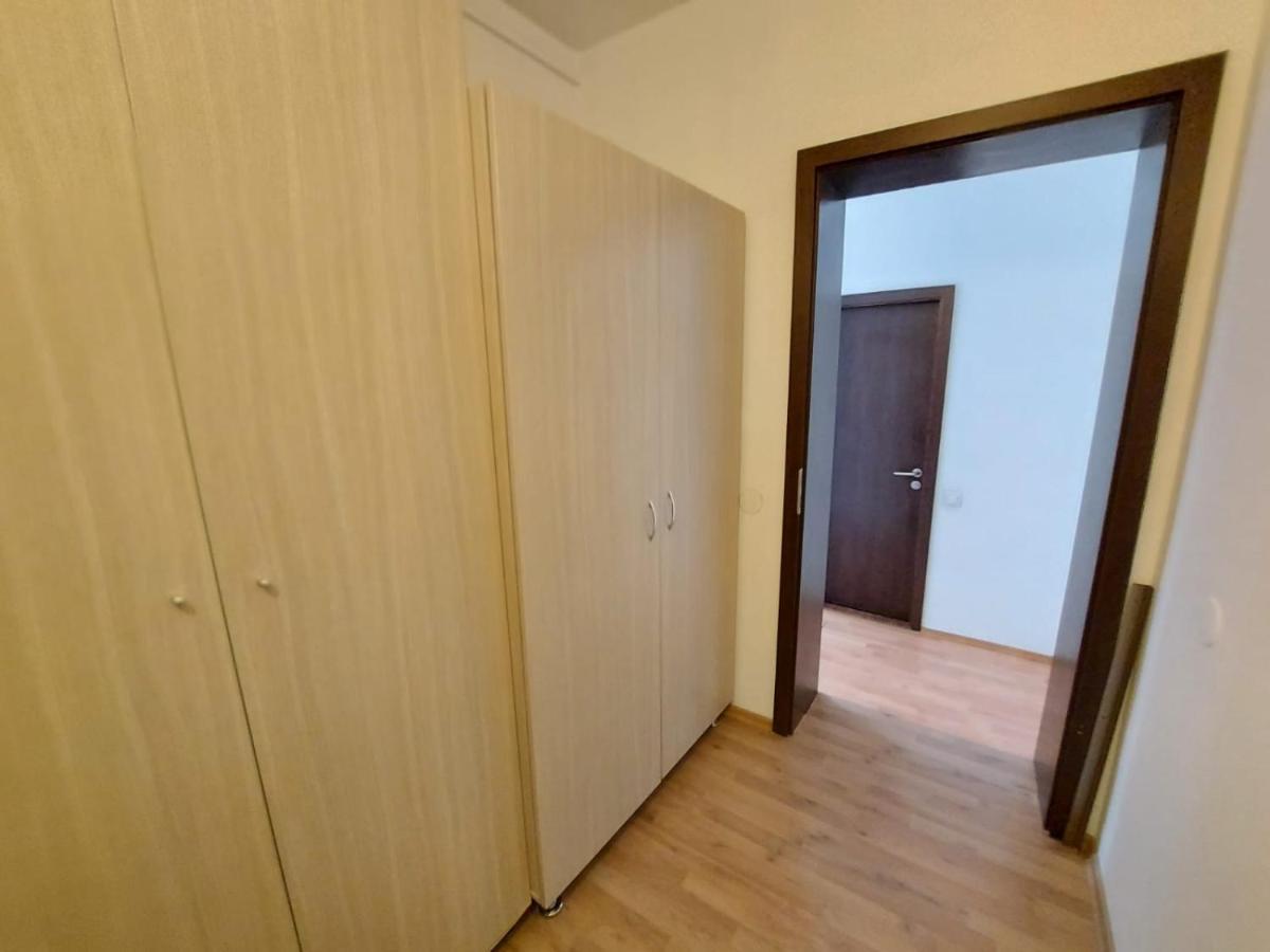 Happy Accomodation Bukares Bagian luar foto