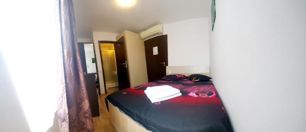 Happy Accomodation Bukares Bagian luar foto