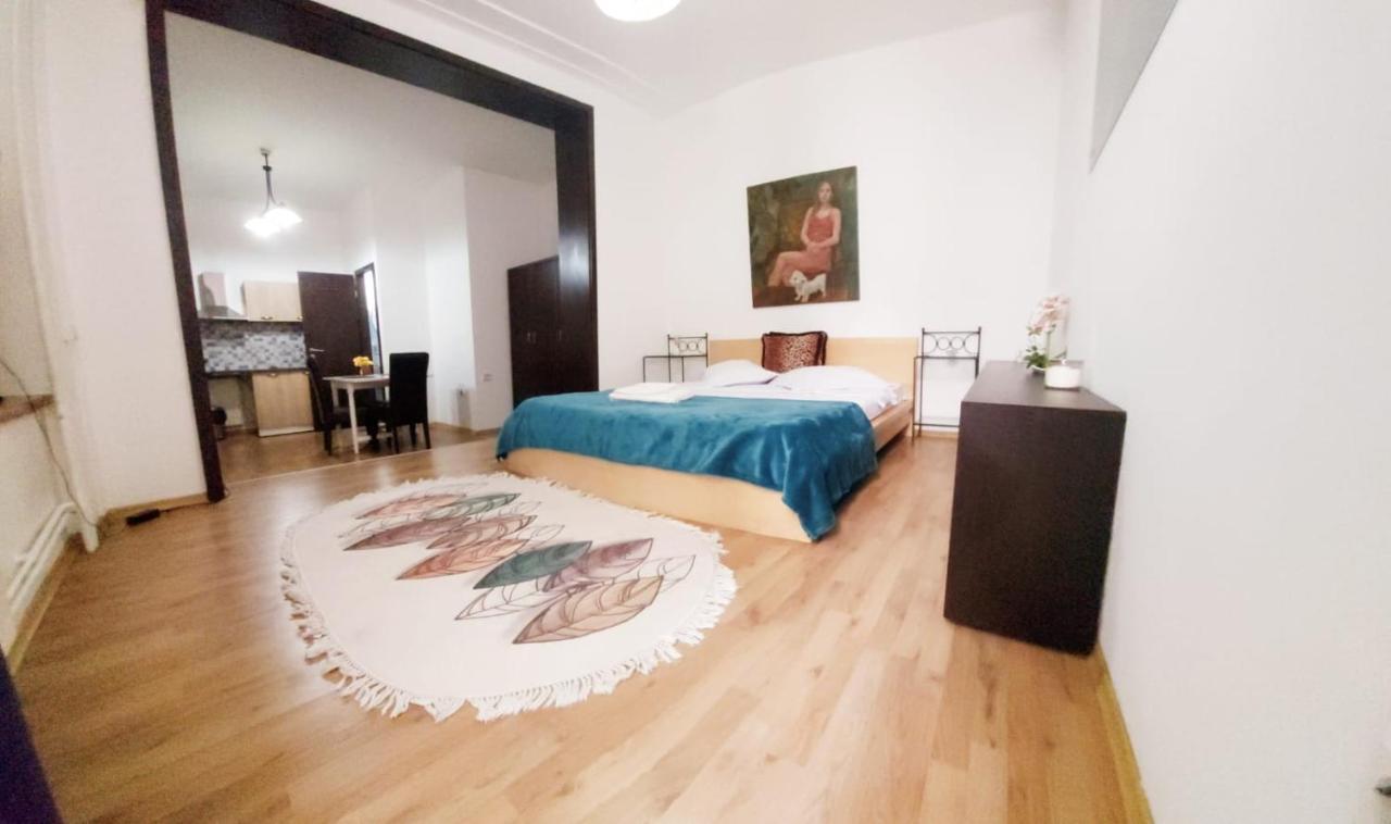 Happy Accomodation Bukares Bagian luar foto